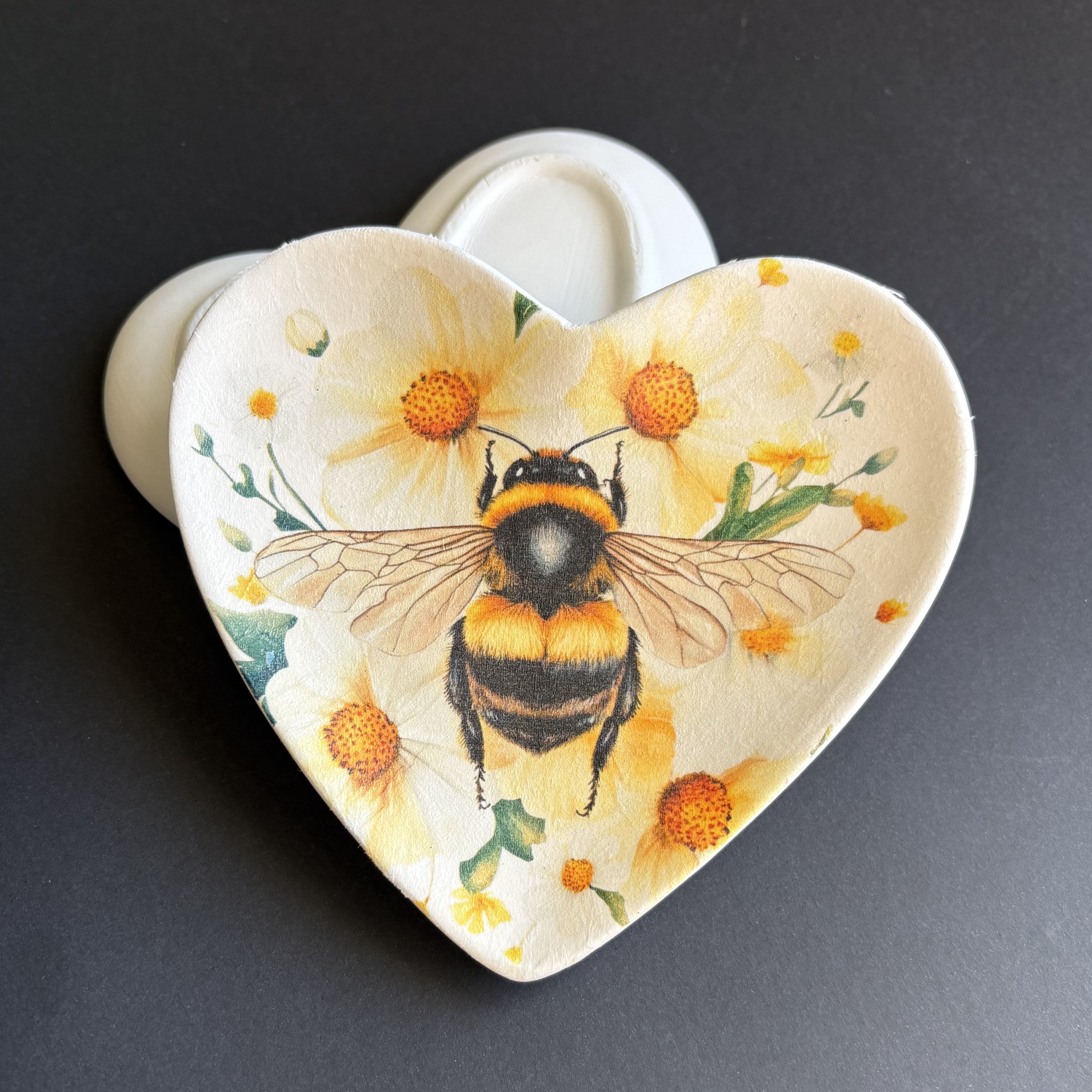 Bumblebee Botanical | Heart Ceramic Trinket Tray